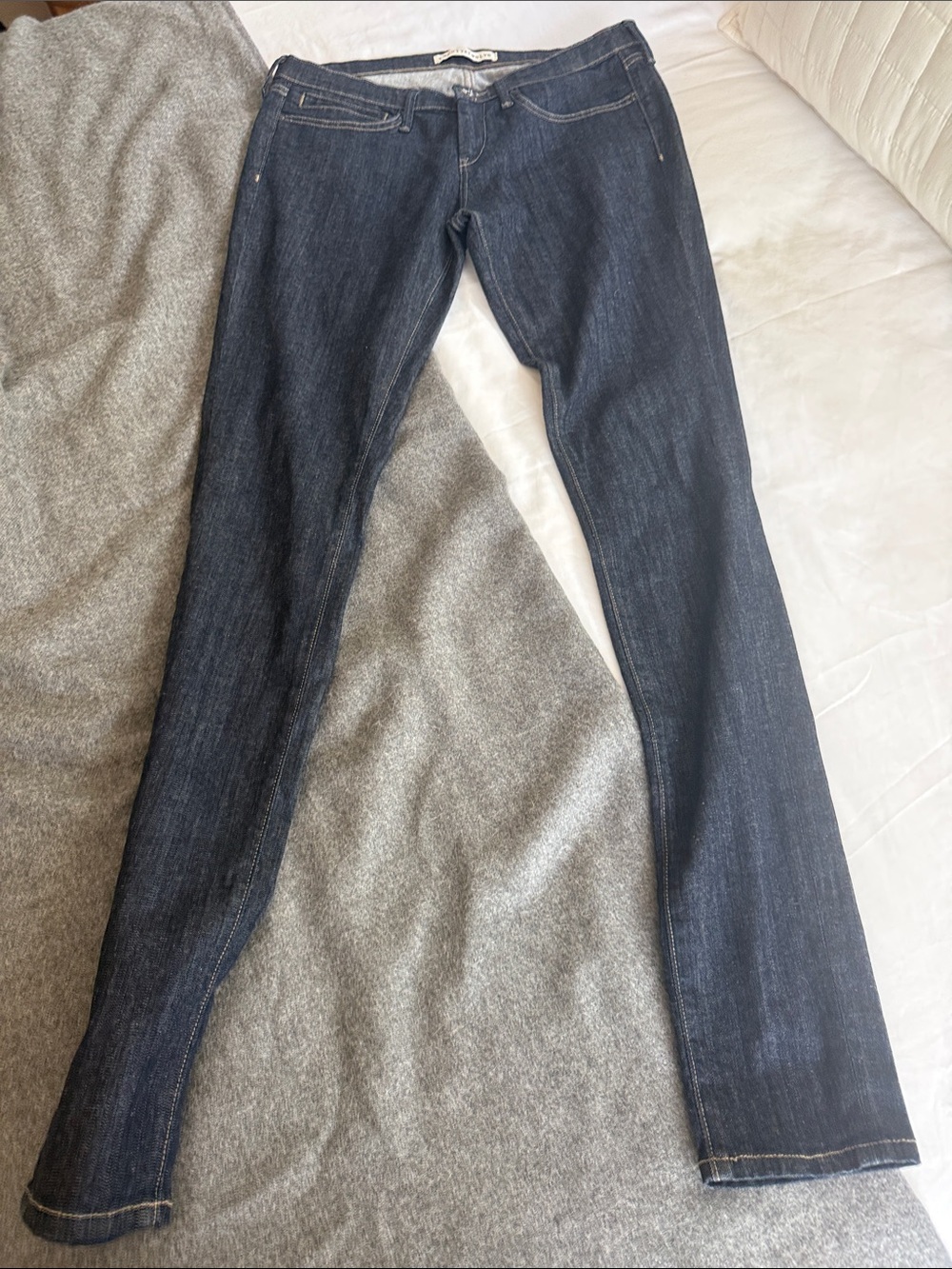 Twenty8Twelve Dark Blue Denim Jeans     W 31 L34. Never worn